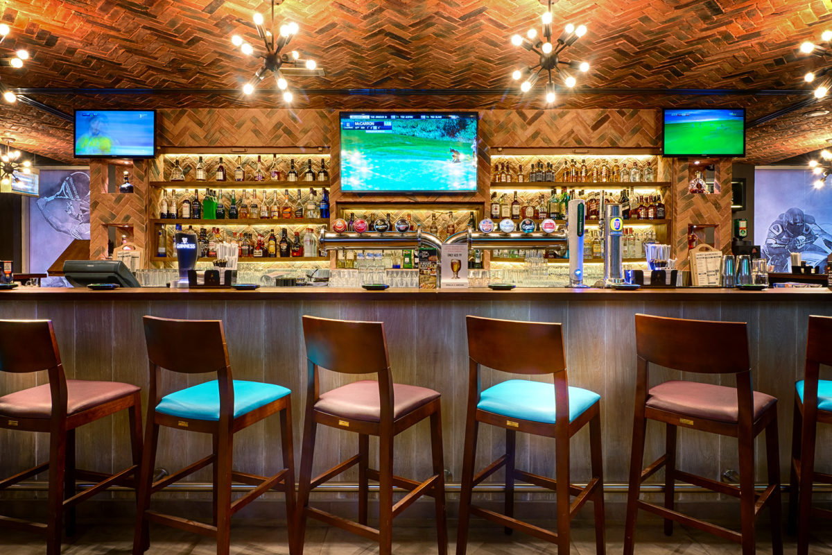 Huddle Sports Bar - Interior Design Photography - Navin Khianey Creative Productions