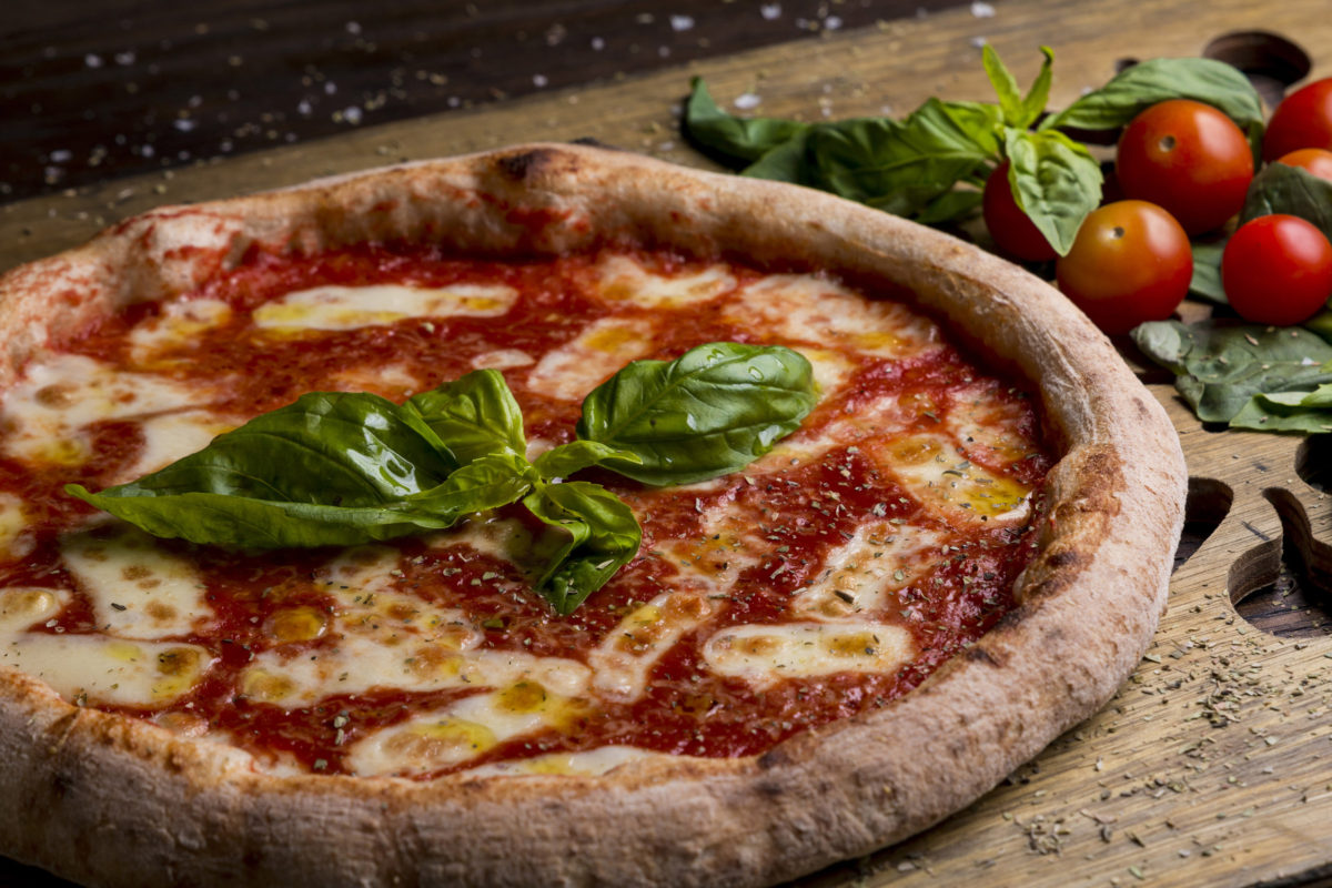 Food Photography - Italian Cuisine - Margherita Pizza